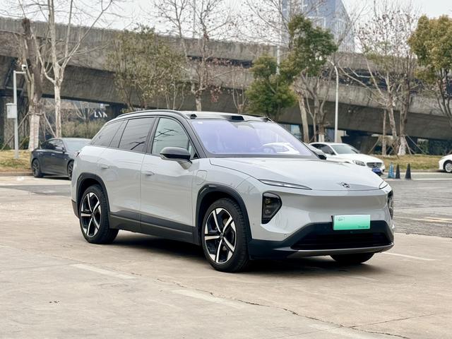 NIO ES7