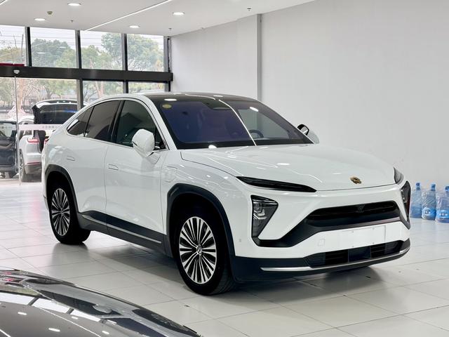 NIO EC6