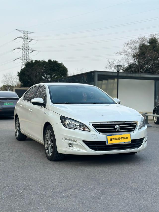 Peugeot 408