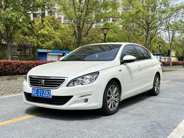 Peugeot 408