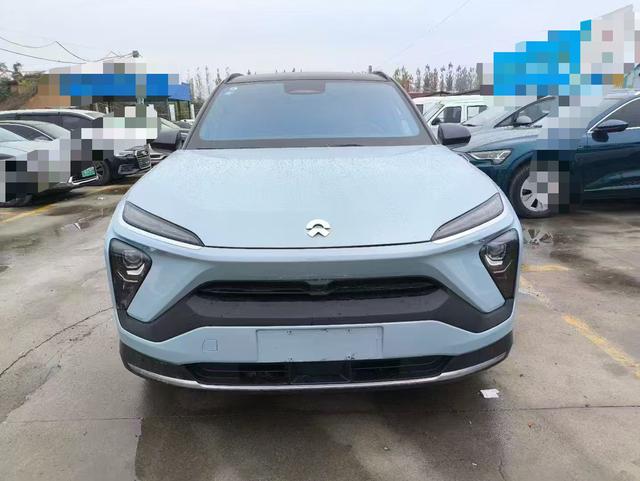 NIO ES6