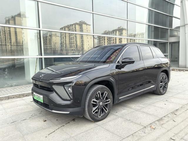 NIO ES6