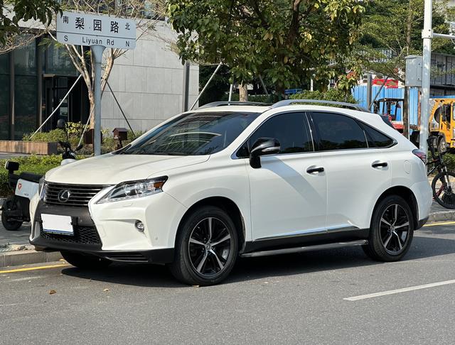 Lexus RX Classic