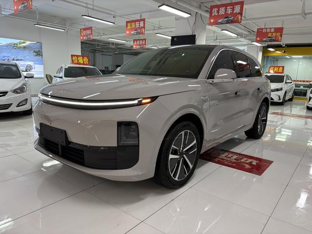 Lixiang L6