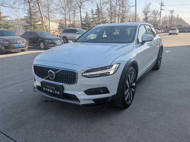 Volvo V90