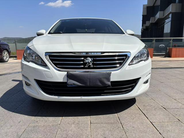 Peugeot 408