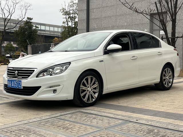 Peugeot 408