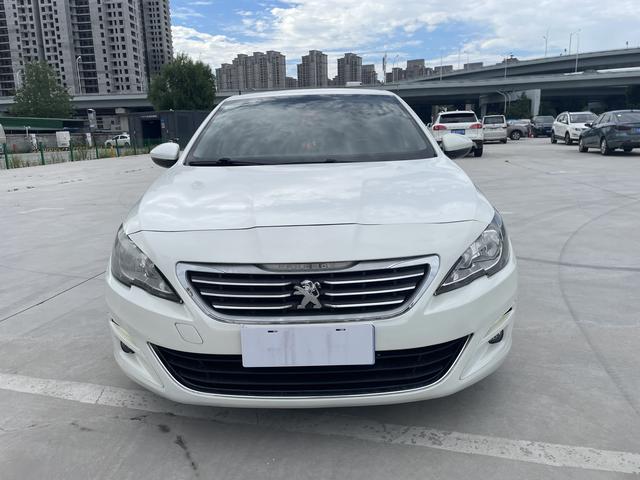 Peugeot 408