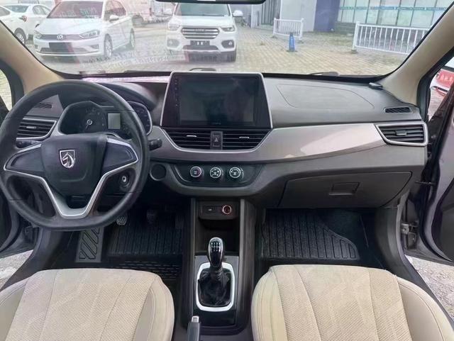 Baojun 310W