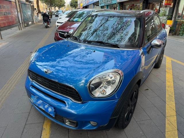 MINI COUNTRYMAN