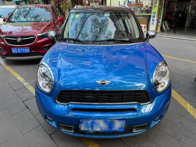 MINI COUNTRYMAN