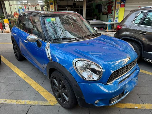 MINI COUNTRYMAN