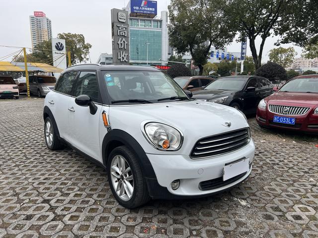 MINI COUNTRYMAN