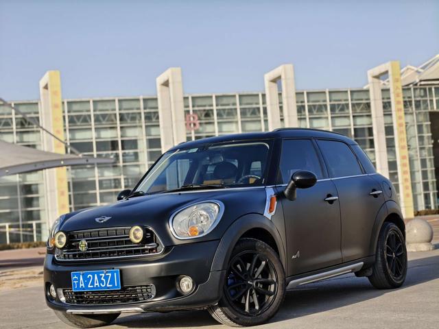 MINI COUNTRYMAN