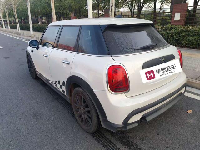 MINI MINI