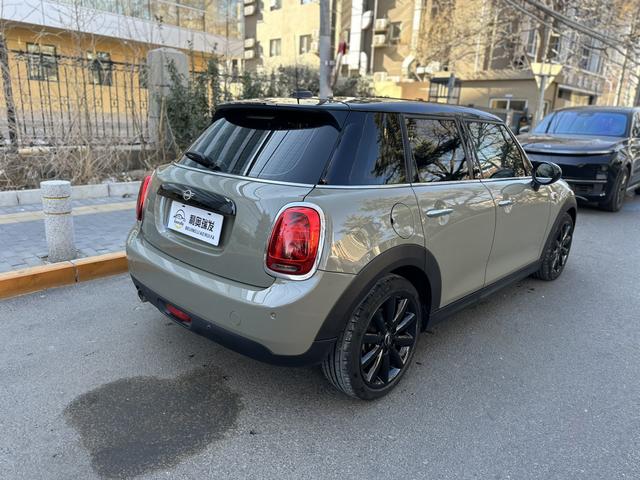 MINI MINI