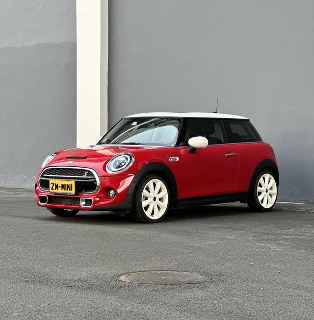 MINI MINI