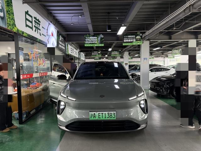 NIO EC6