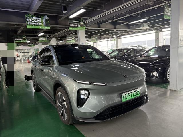 NIO EC6