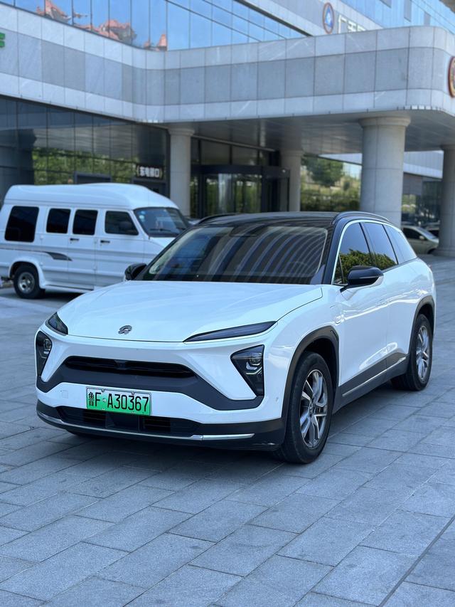 NIO ES6