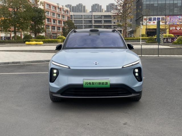 NIO ES6