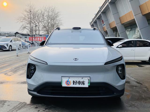 NIO ES6