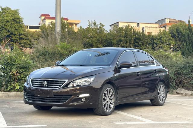 Peugeot 408