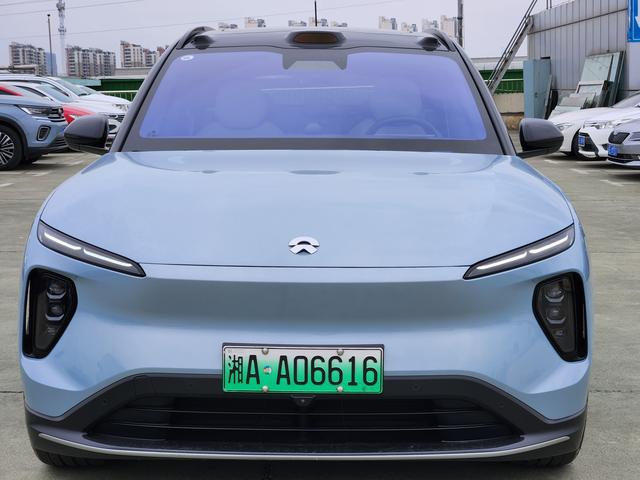 NIO ES6