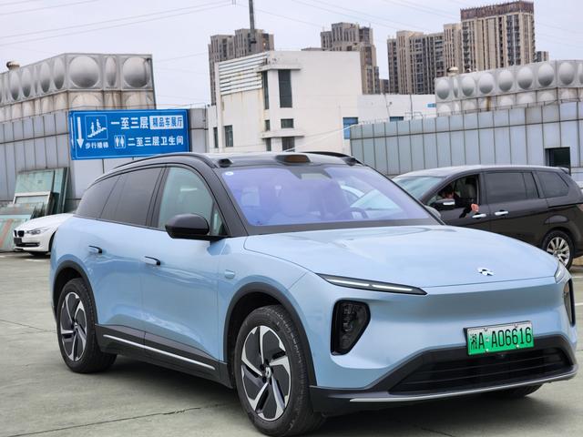 NIO ES6