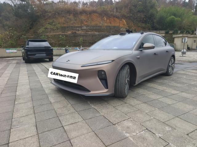 NIO ET5