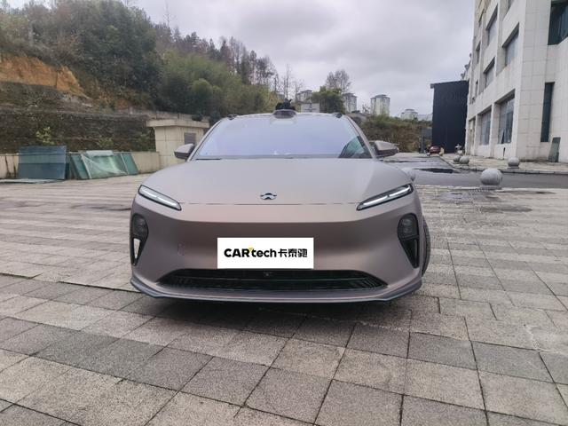 NIO ET5