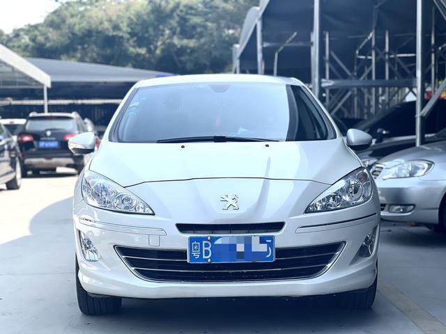 Peugeot 408