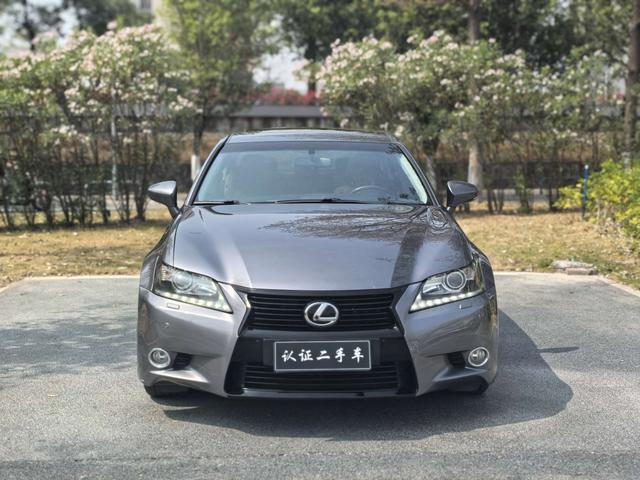 Lexus GS