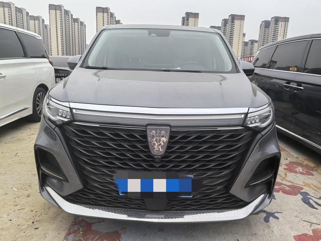 Roewe iMAX8