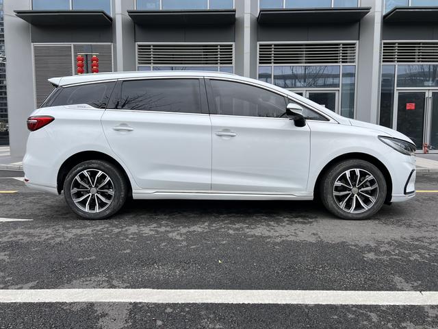 BYD Song MAX