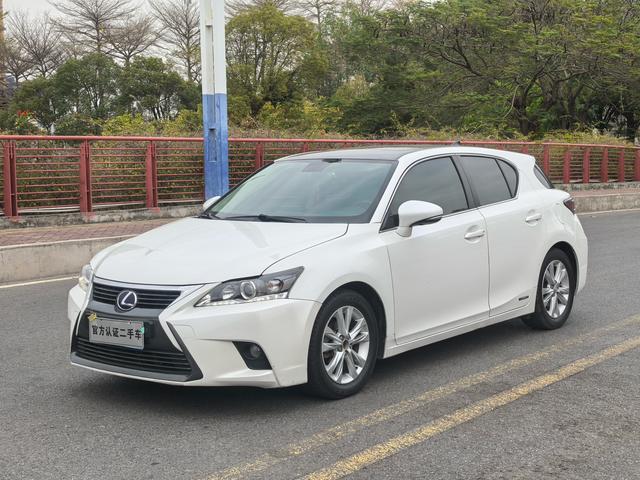 Lexus CT