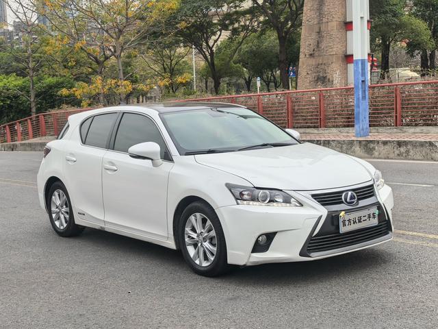 Lexus CT