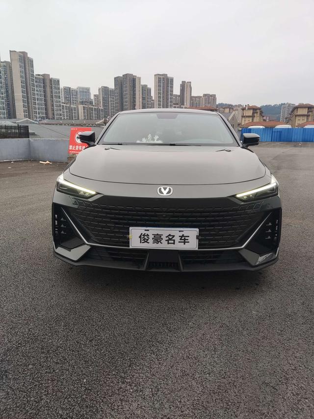 Changan UNI-V