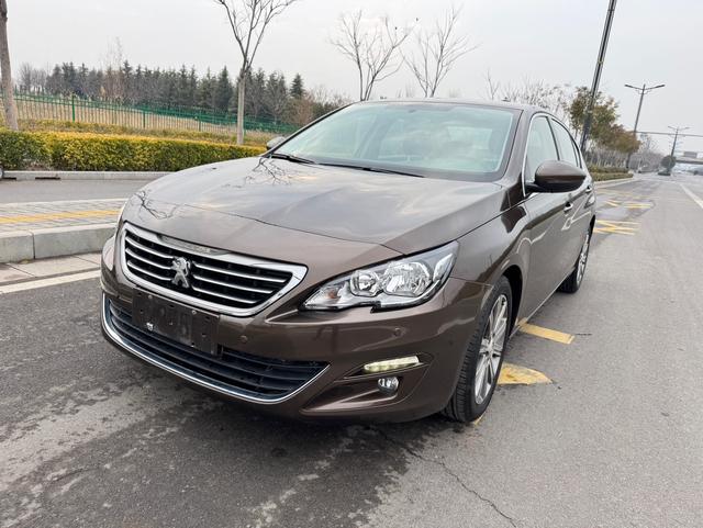 Peugeot 408