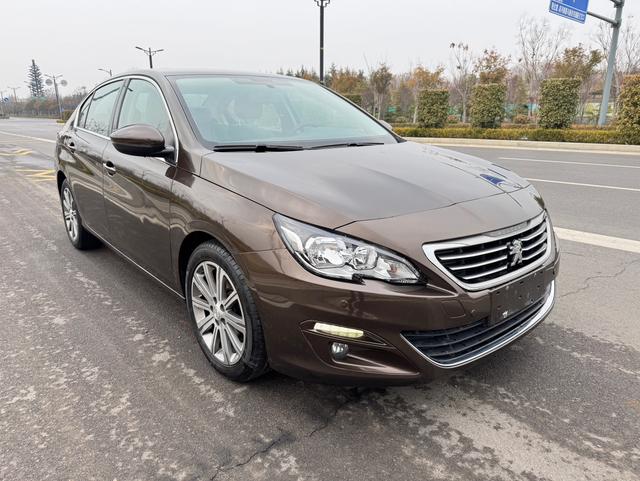 Peugeot 408