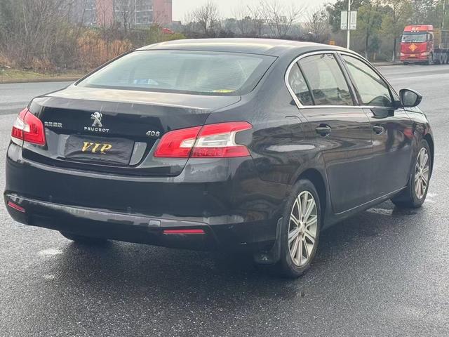 Peugeot 408