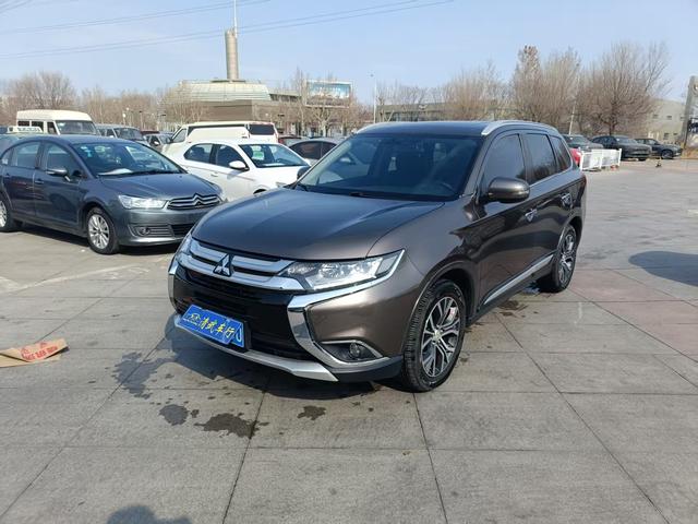 Mitsubishi Outlander