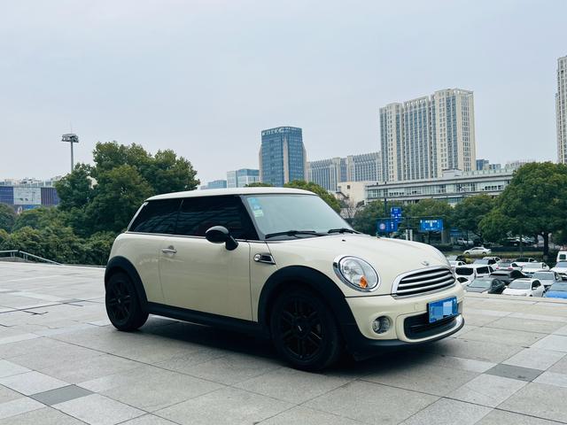 MINI MINI