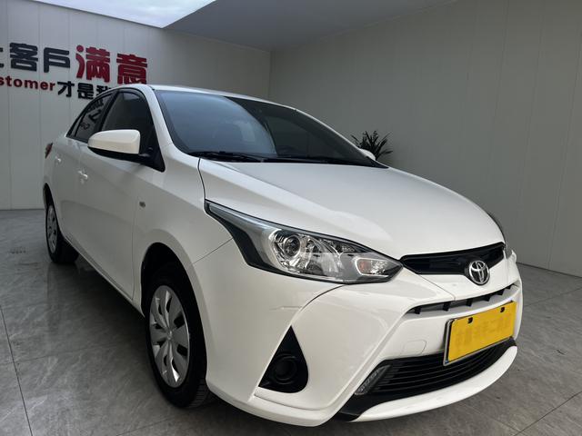 Toyota YARiS L Enjoy