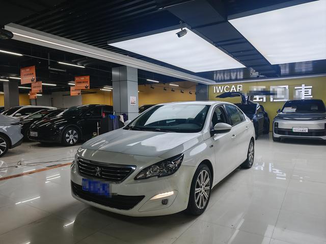 Peugeot 408