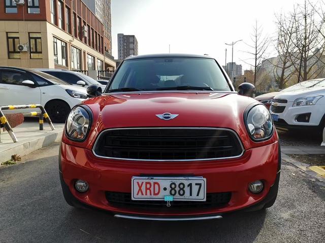 MINI COUNTRYMAN