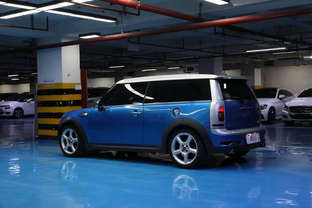 MINI CLUBMAN