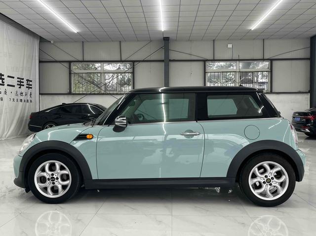 MINI MINI