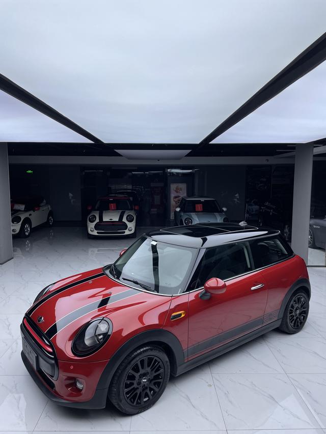 MINI MINI