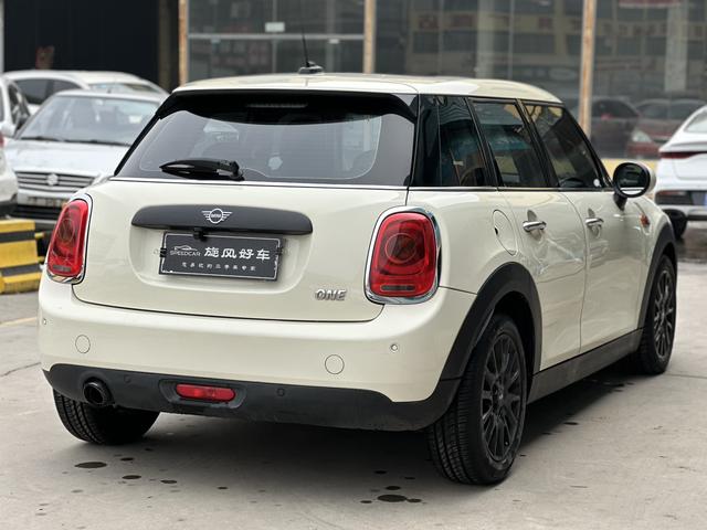 MINI MINI